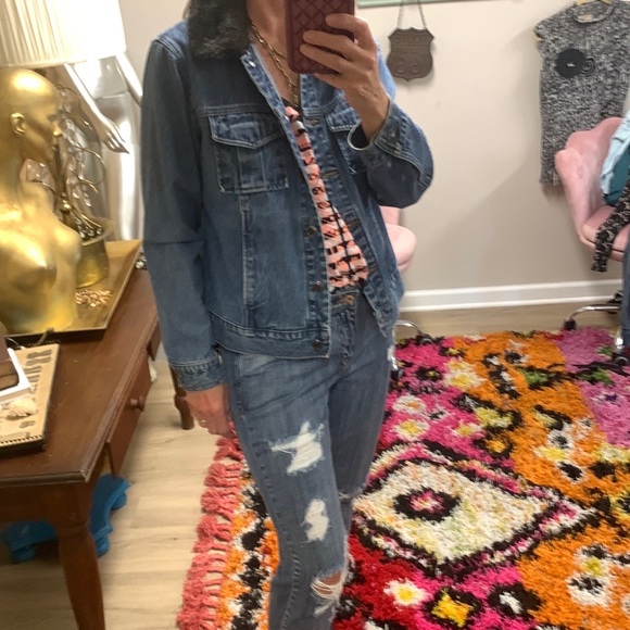Vintage Removable fur collar jean jacket - Picture 5 of 9